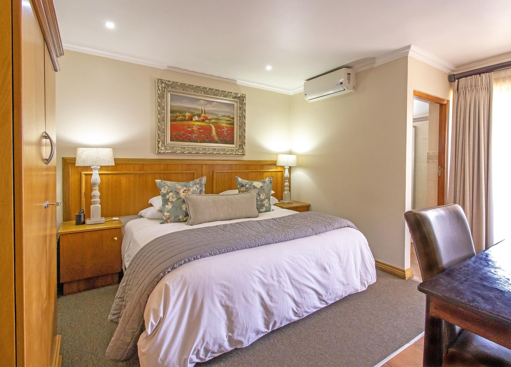 Sunward Park Guest House & Conference Center Боксбурґ Екстер'єр фото